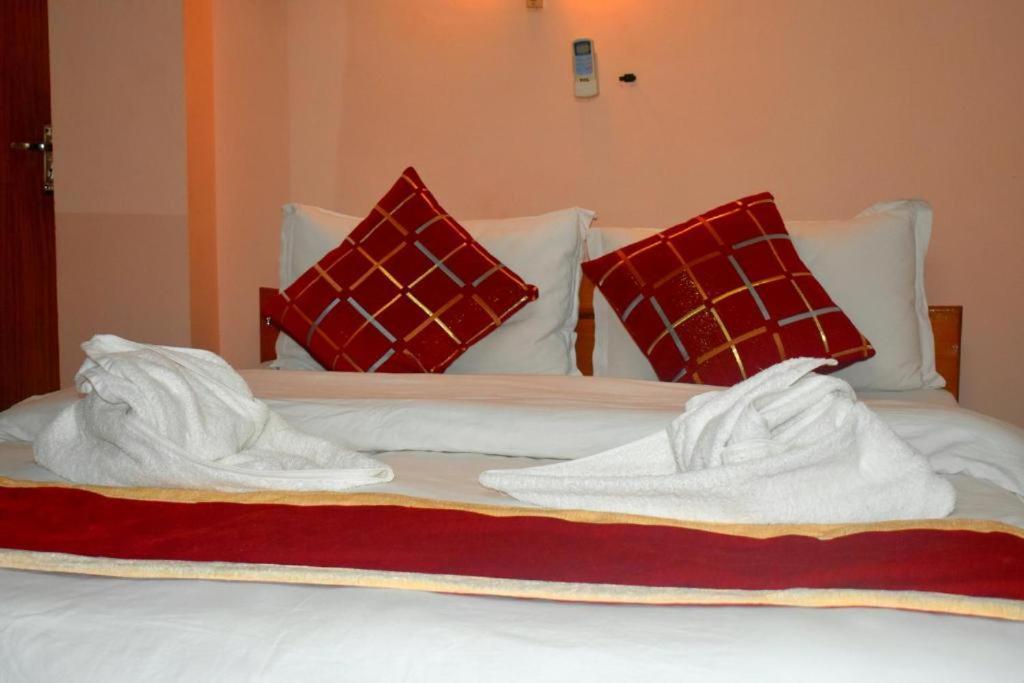 Festoon Hotel Pvt. Ltd. Kathmandu Buitenkant foto