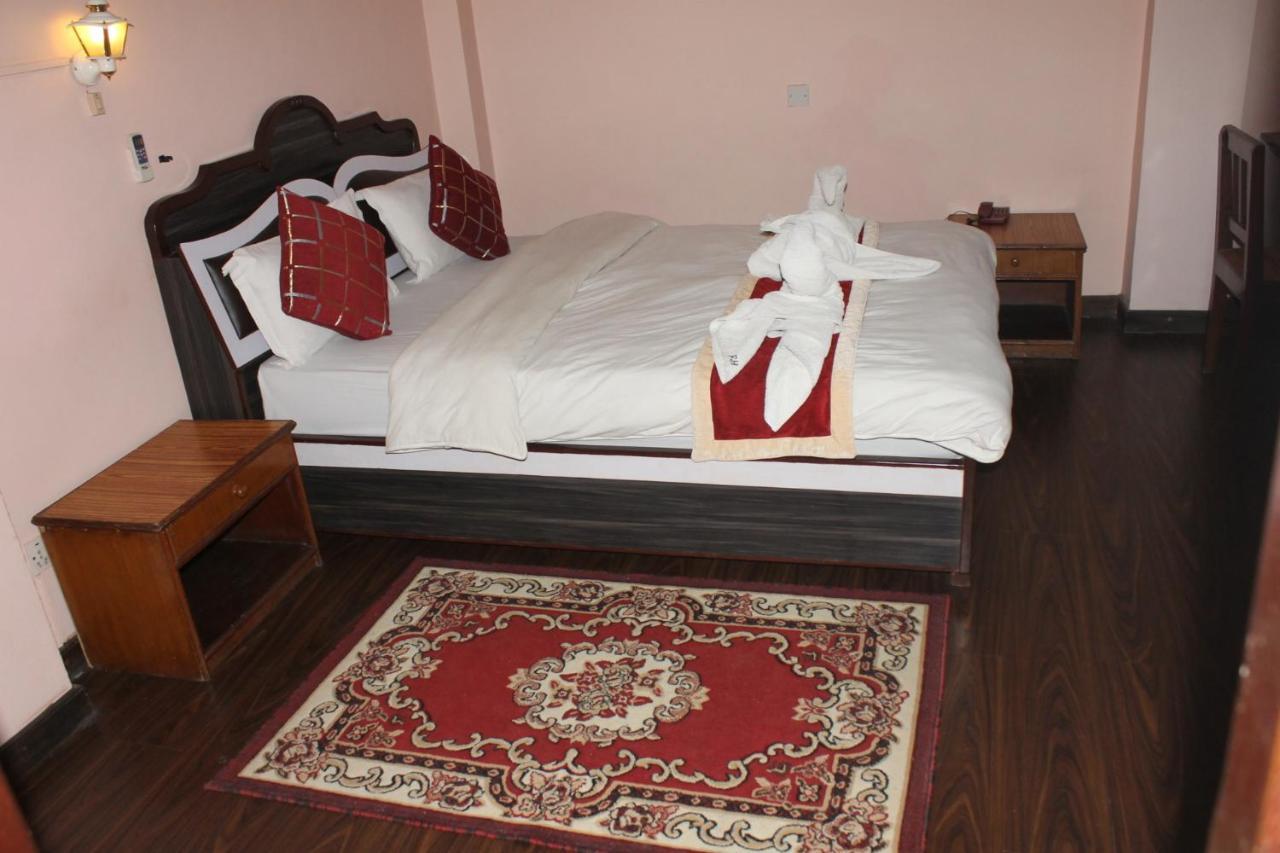 Festoon Hotel Pvt. Ltd. Kathmandu Buitenkant foto