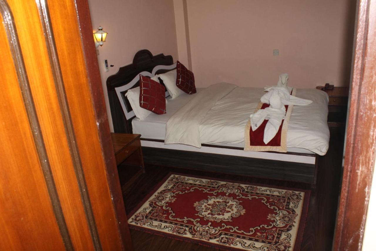 Festoon Hotel Pvt. Ltd. Kathmandu Buitenkant foto