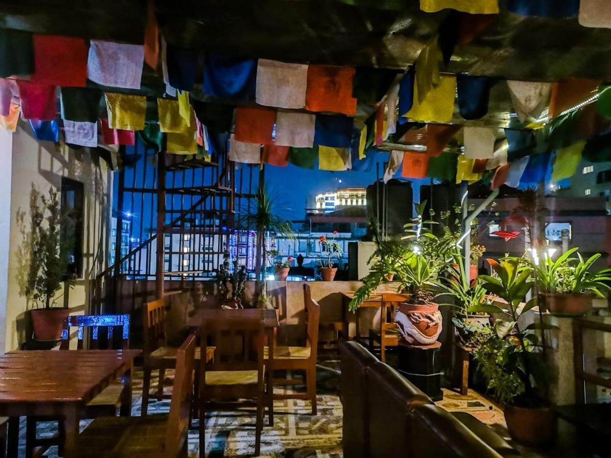 Festoon Hotel Pvt. Ltd. Kathmandu Buitenkant foto