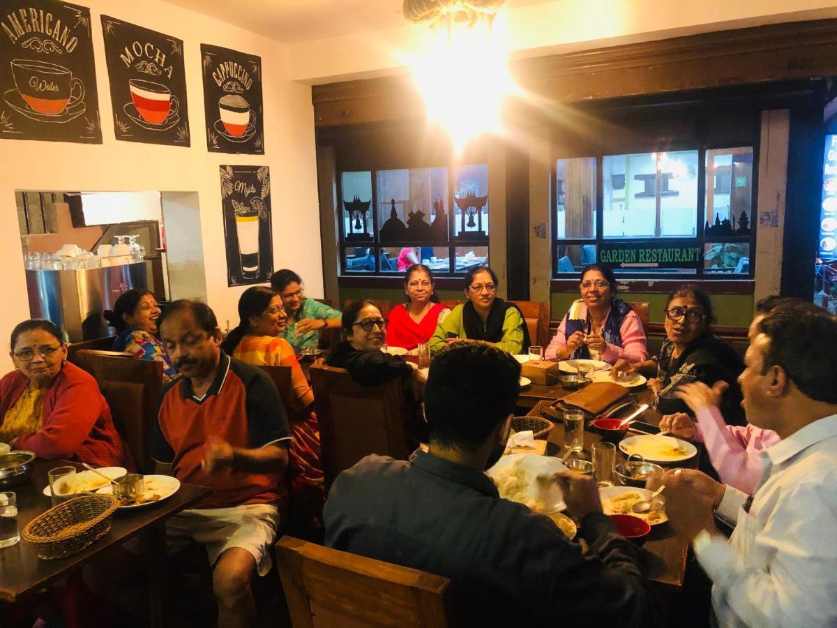 Festoon Hotel Pvt. Ltd. Kathmandu Buitenkant foto