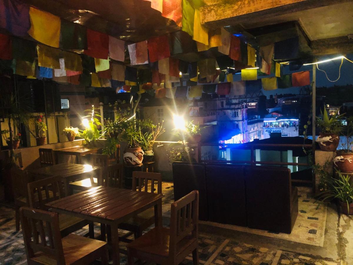 Festoon Hotel Pvt. Ltd. Kathmandu Buitenkant foto